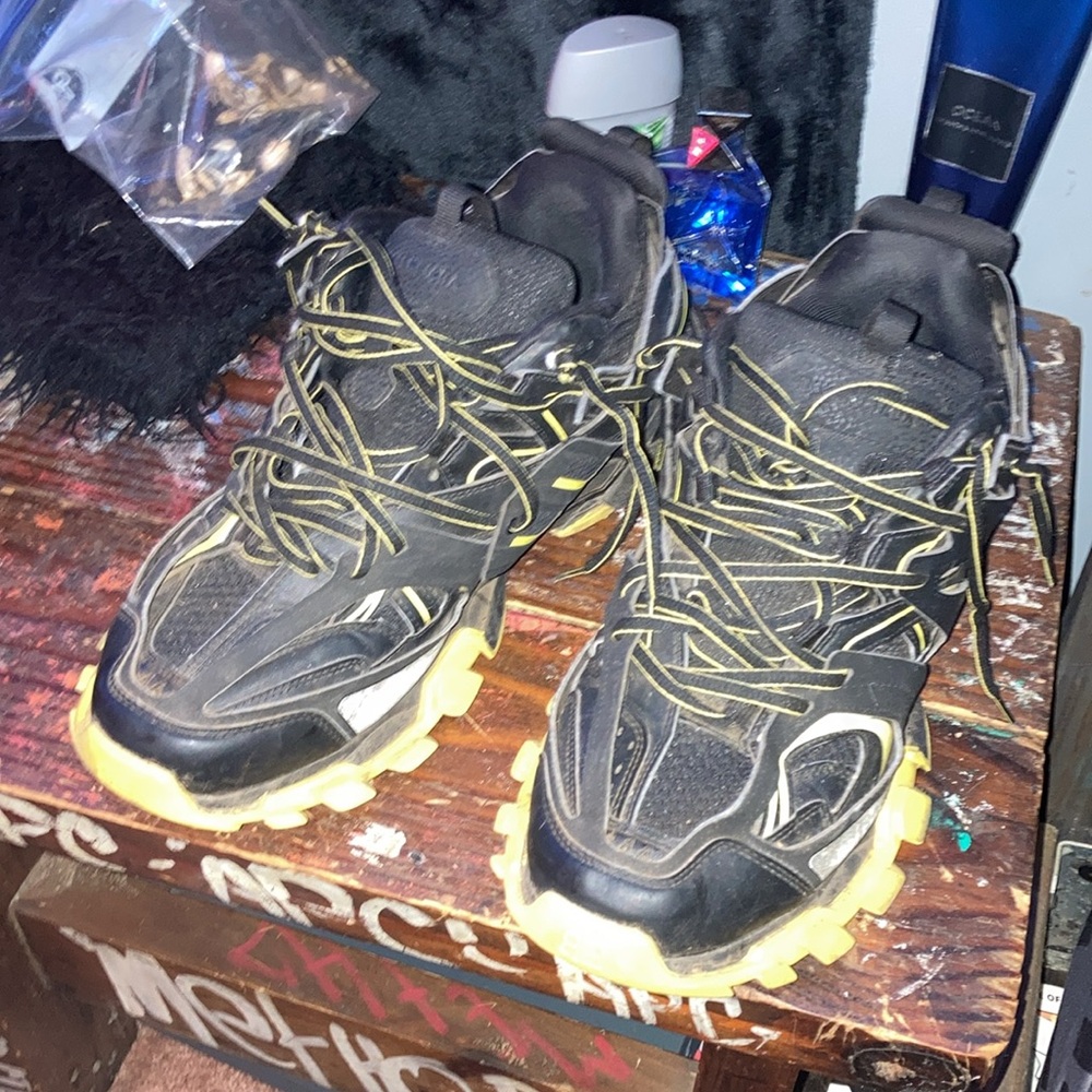 Black and yellow Balenciaga tracks - Picture 4 of 4
